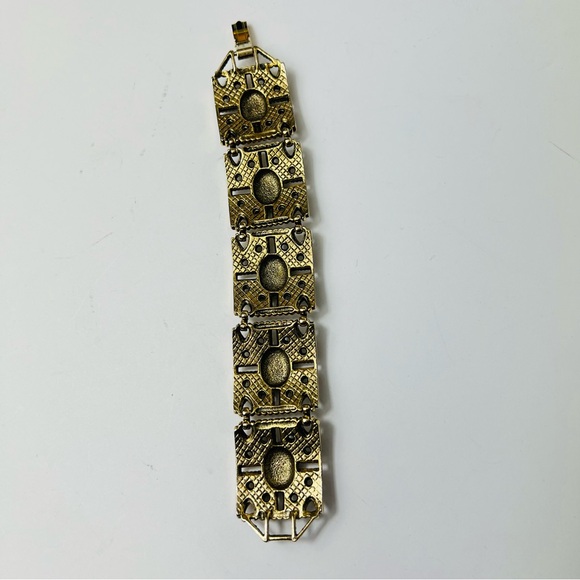 VINTAGE GRANADA 1970’s BAROQUE CHUNKY CABOCHON ANTIQUE GOLD  BRACELET - Picture 6 of 13